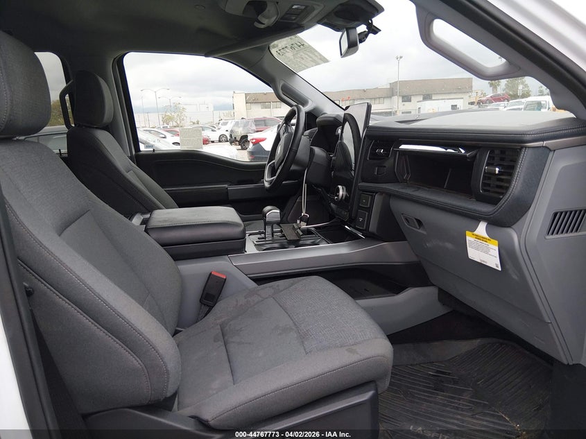 2024 Ford F-150 Lightning Flash