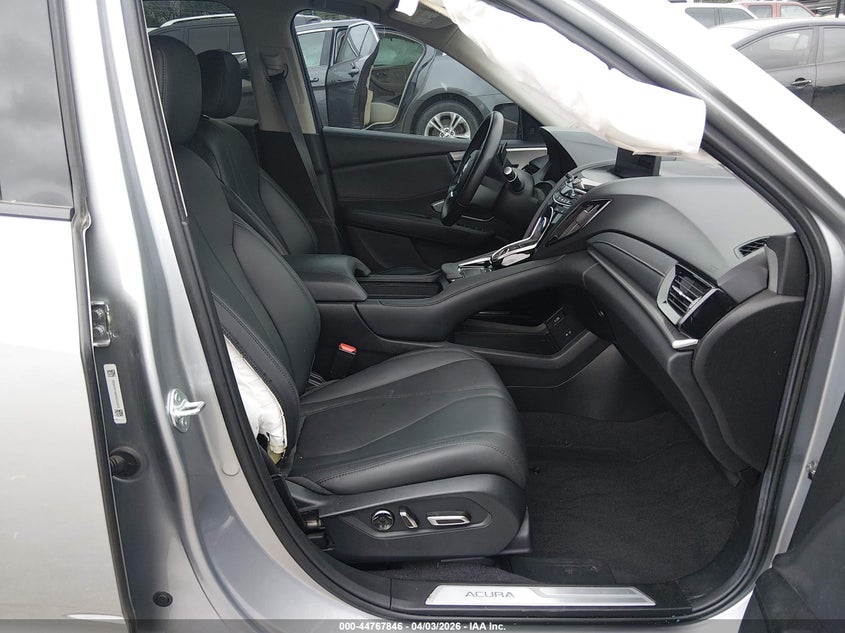 2023 ACURA RDX auction photo 5