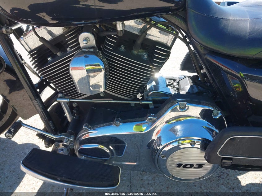 2013 Harley-Davidson Flhx Street Glide VIN: 1HD1KBM1XDB625253 Lot: 44767855