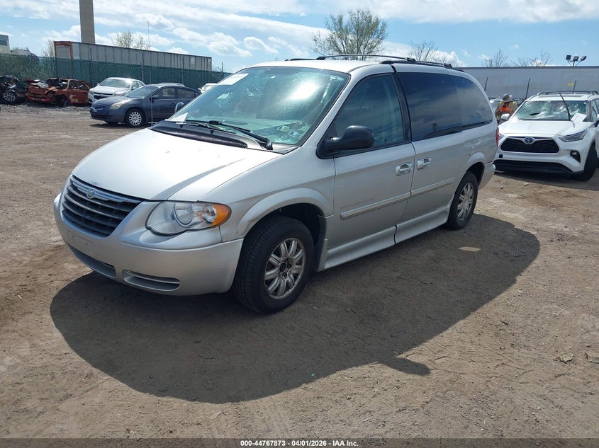2007 Chrysler Town & Country Touring