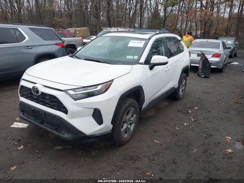 2025 Toyota Rav4 Xle