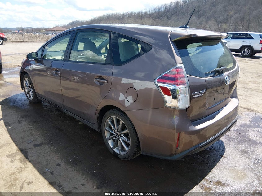 2017 Toyota Prius V Five