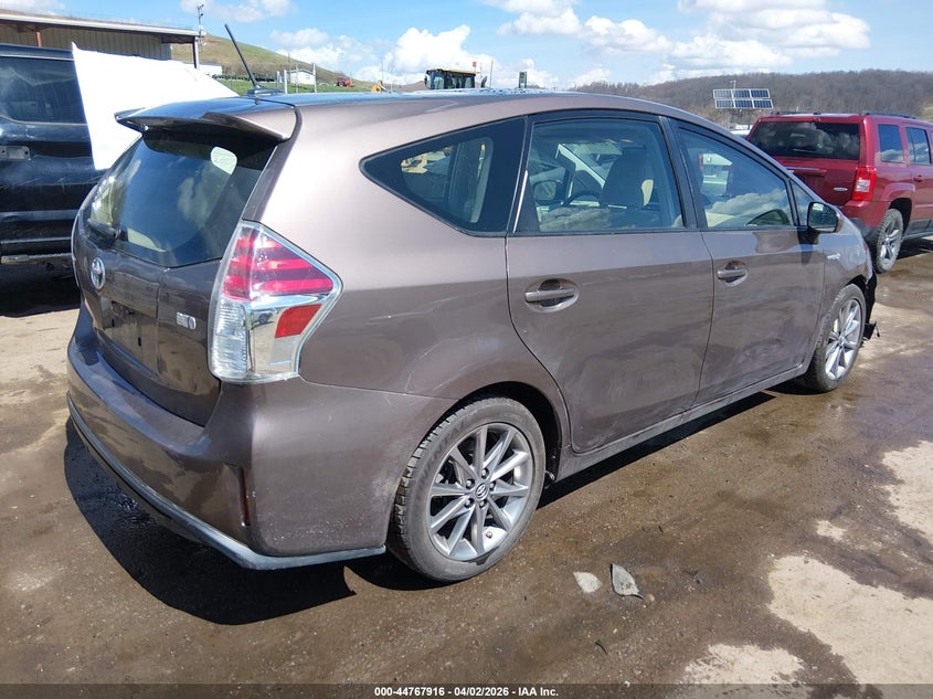 2017 Toyota Prius V Five