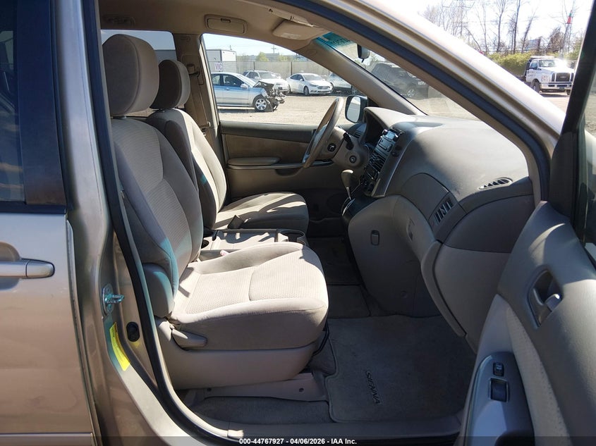 2009 Toyota Sienna Le