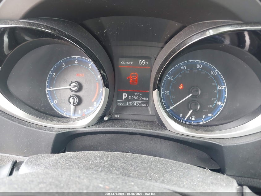 2015 TOYOTA COROLLA auction photo 7