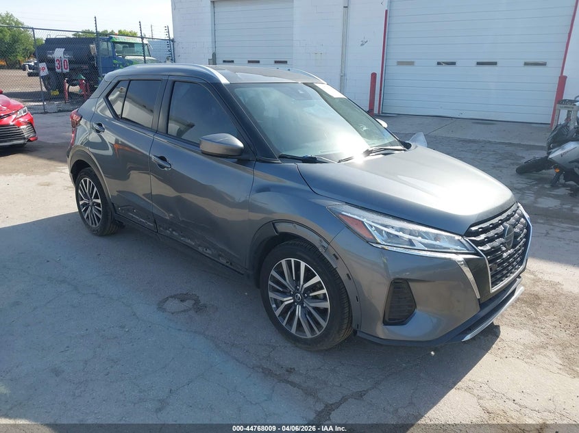 2021 NISSAN KICKS SV XTRONIC CVT