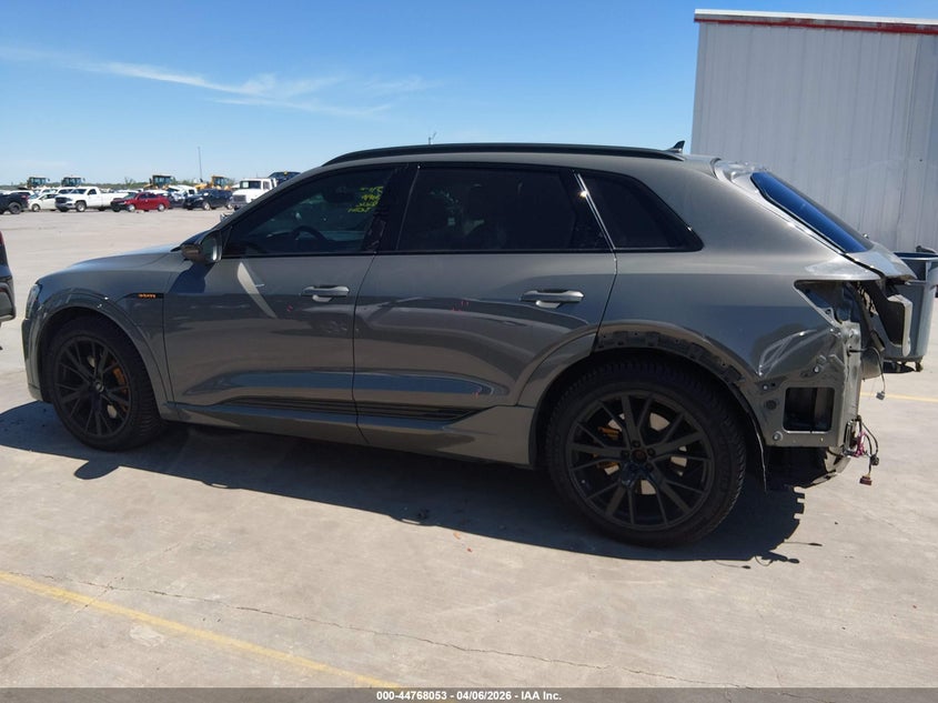 2022 Audi E-Tron Chronos Quattro VIN: WA1VABGE6NB033607 Lot: 44768053