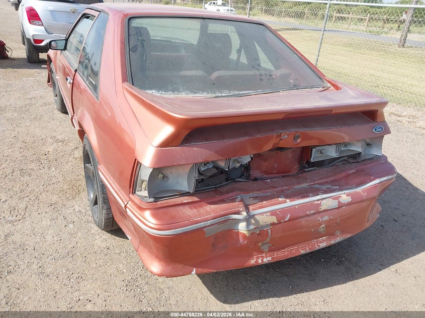 1988 Ford Mustang Gt VIN: 1FABP42E0JF247835 Lot: 44768226