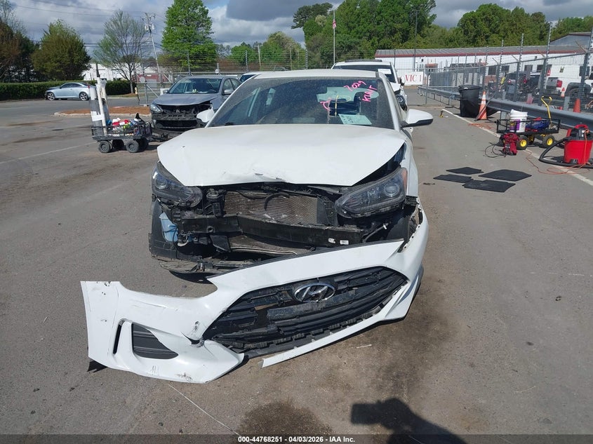 2019 Hyundai Veloster 2.0 VIN: KMHTG6AF0KU017029 Lot: 44768251