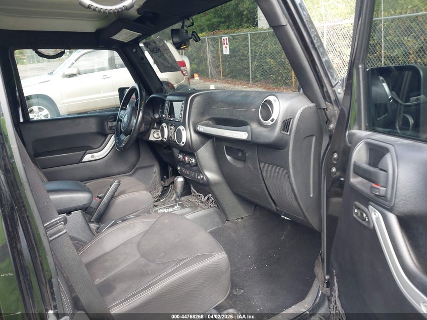 2014 Jeep Wrangler Unlimited Sahara