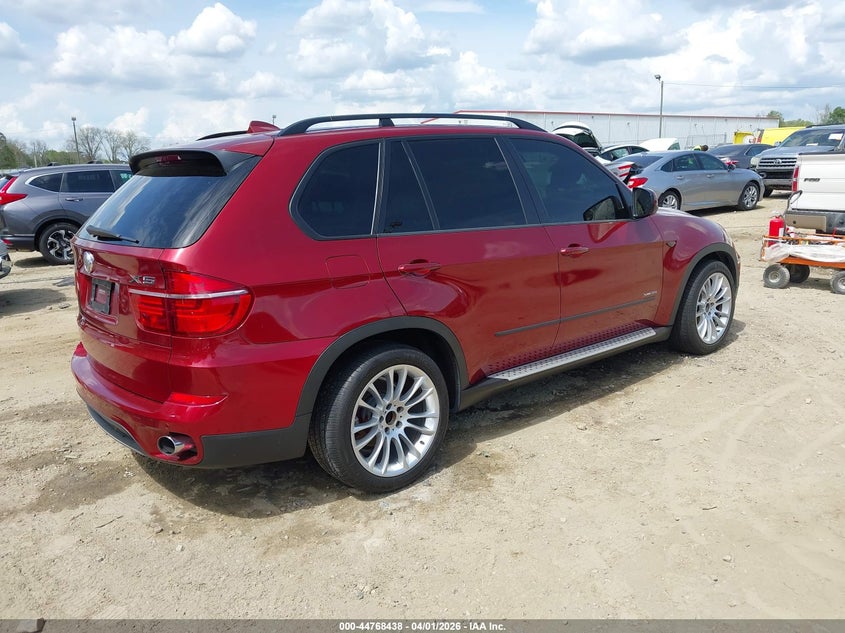 2012 BMW X5 3.0 Xdrive35i xdrive35i Premium xdrive35i Sport Activity Red Lot 111044768438 Vin 5UXZV4C51CL746028