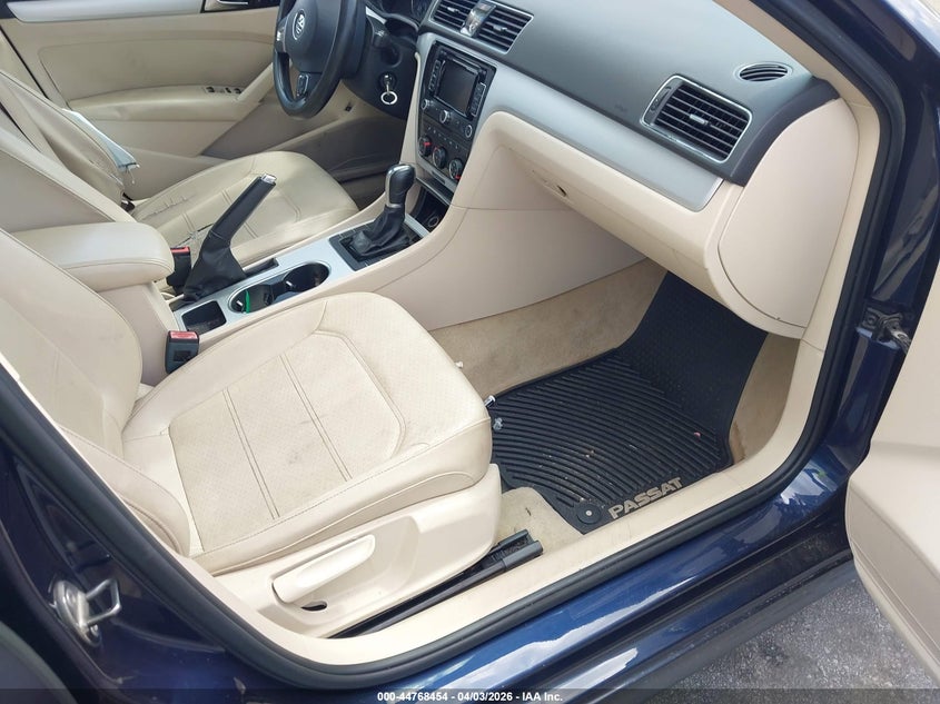 2013 Volkswagen Passat 2.5L Se