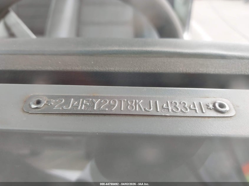 1989 Jeep Wrangler / Yj VIN: 2J4FY29T8KJ143341 Lot: 44768492