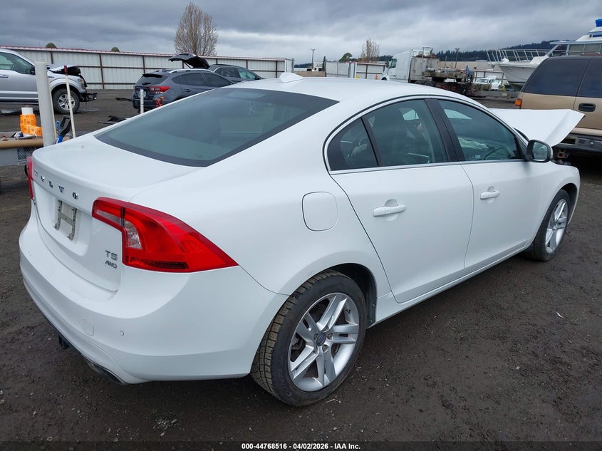 2015 Volvo S60 T5 Platinum