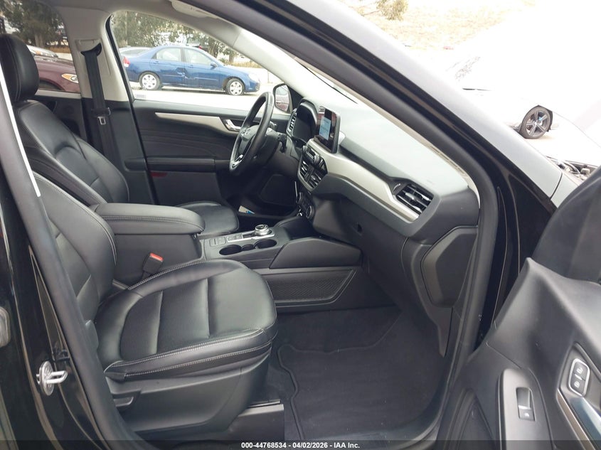 2022 Ford Escape Sel Plug-In Hybrid