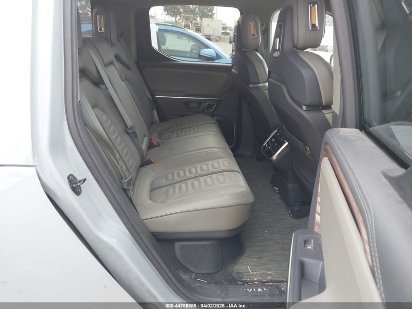 2023 Rivian R1T Adventure/Adventure Dual Motor Large Pack/Adventure Dual Motor Max Pack VIN: 7FCTGBAA6PN026914 Lot: 44768586