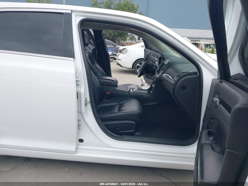 2015 Chrysler 300 Limited