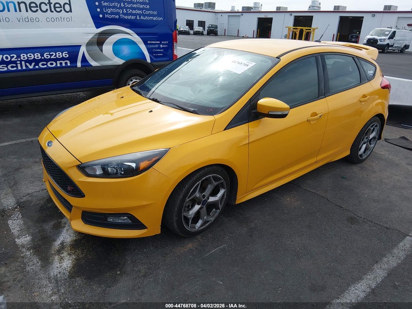 Vin: 1fadp3l92fl264987, lot: 45265912, ford focus st 20152