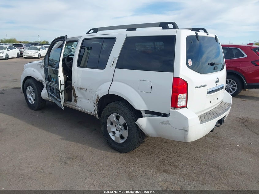 2011 Nissan Pathfinder S