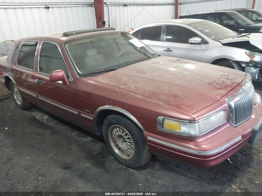 1995 Lincoln Town Car Signature/Spinnaker