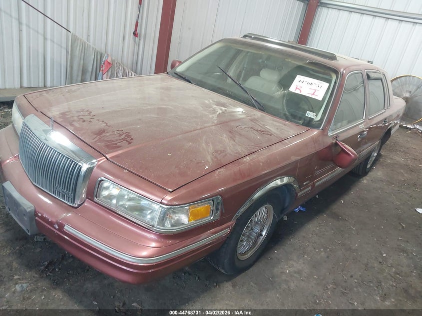 1995 Lincoln Town Car Signature/Spinnaker