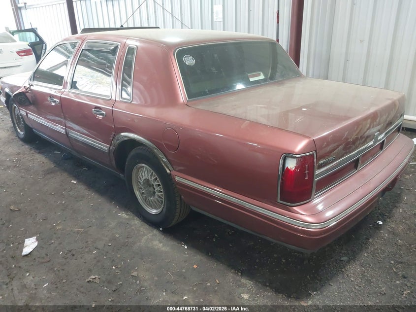 1995 Lincoln Town Car Signature/Spinnaker