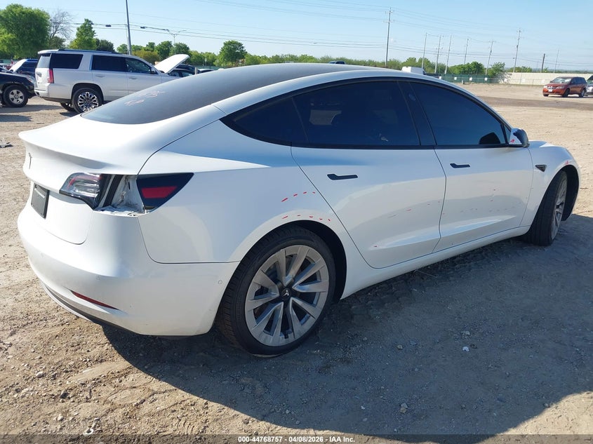 Vin: 5yj3e1ea9mf028070, lot: 45265961, tesla model 3 standard range plus rear-wheel drive 20214