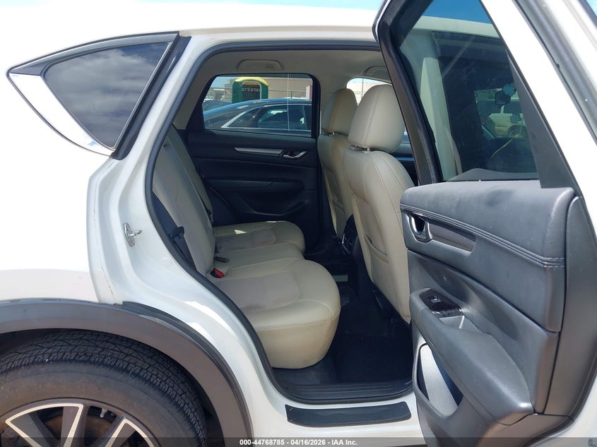 2018 Mazda Cx-5 2.5 Cx-5 Touring white Lot 111044768785 Vin JM3KFACM9J1375285