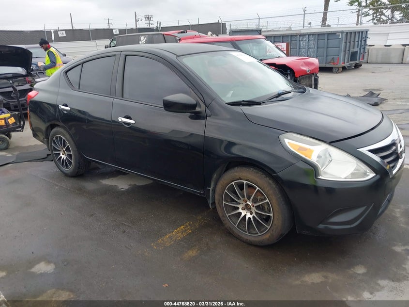 2015 Nissan Versa 1.6 Sv
