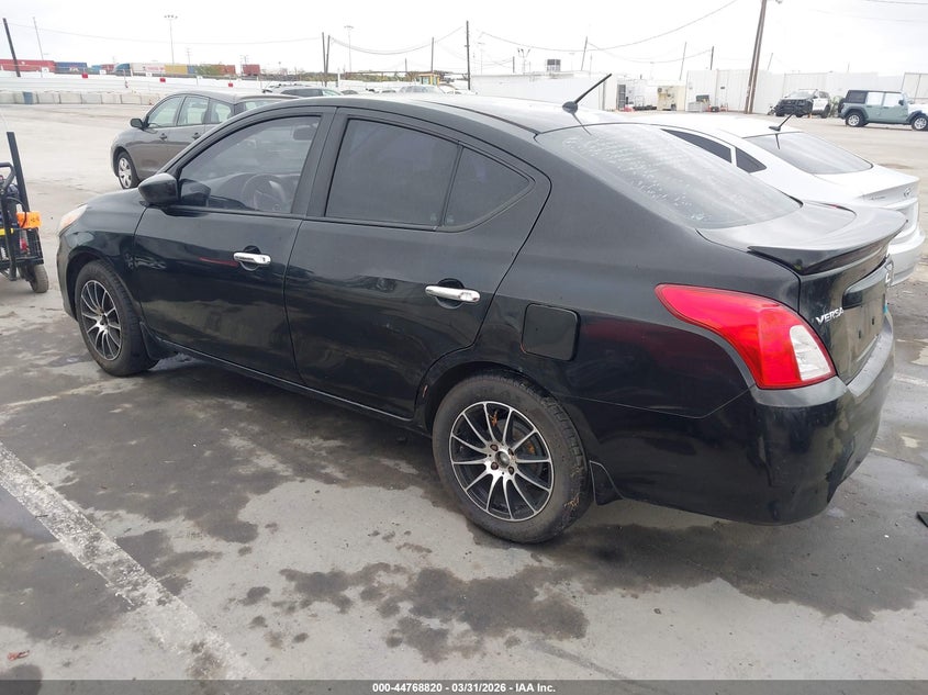 2015 Nissan Versa 1.6 Sv