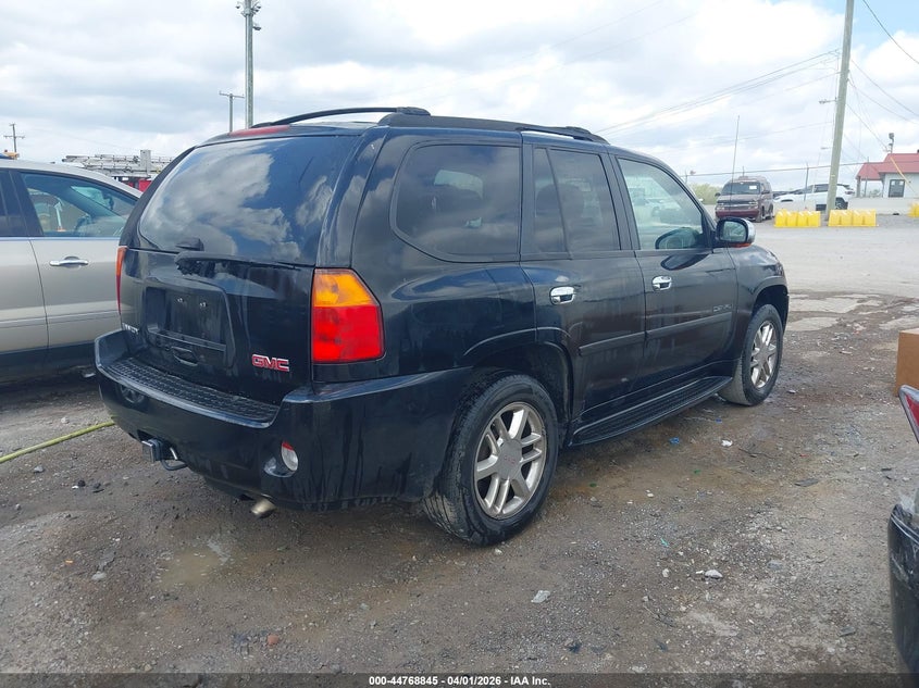 2007 GMC Envoy Denali