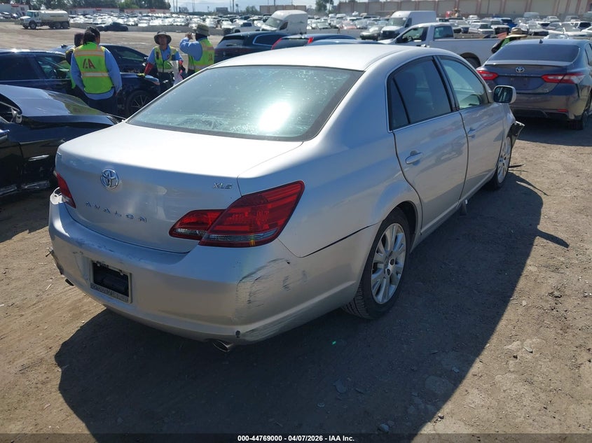 2008 Toyota Avalon Xls