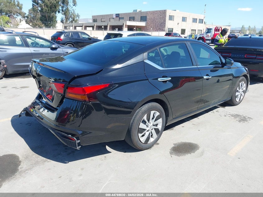 2022 Nissan Altima S Fwd