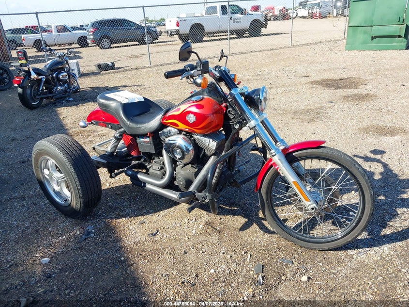 2012 Harley-Davidson Fxdwg Dyna Wide Glide VIN: 1HD1GPM13CC305280 Lot: 44769084