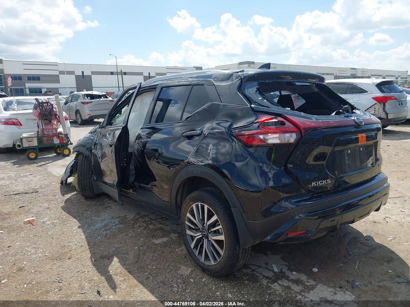 2023 Nissan Kicks Sv Xtronic Cvt