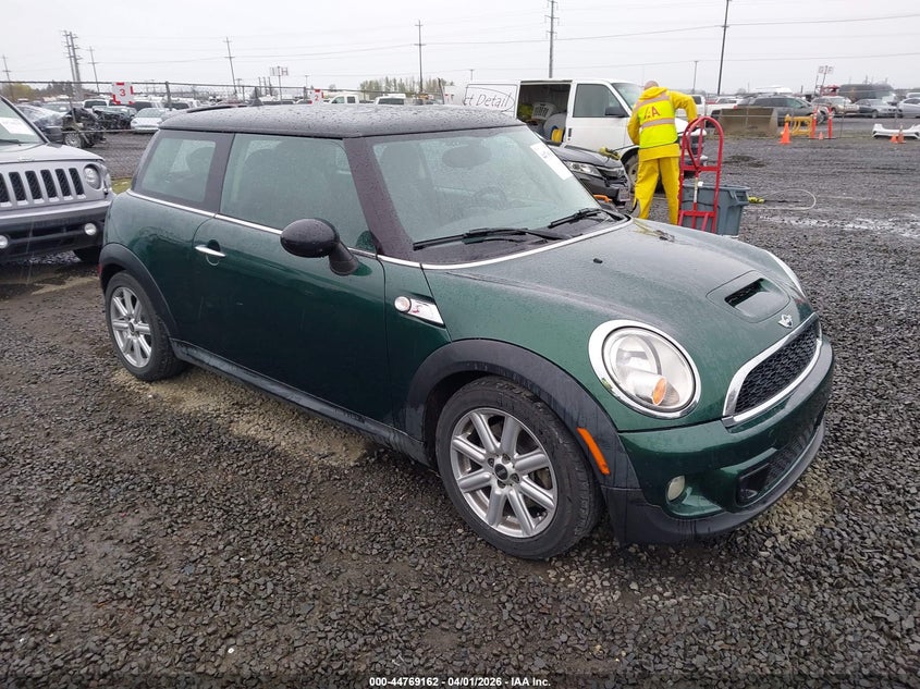 2013 Mini Hardtop Cooper S VIN: WMWSV3C59DT393842 Lot: 44769162