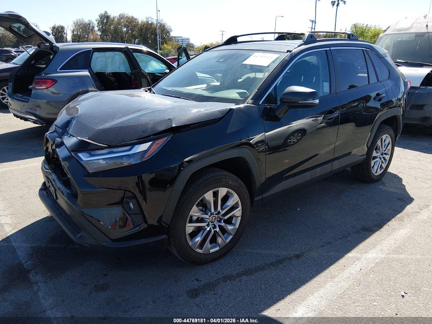 2024 Toyota Rav4 Xle Premium 2T3C1RFV4RW301011 photo 1