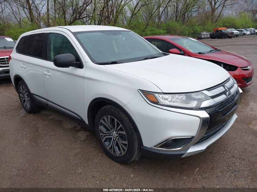 2016 Mitsubishi Outlander Es