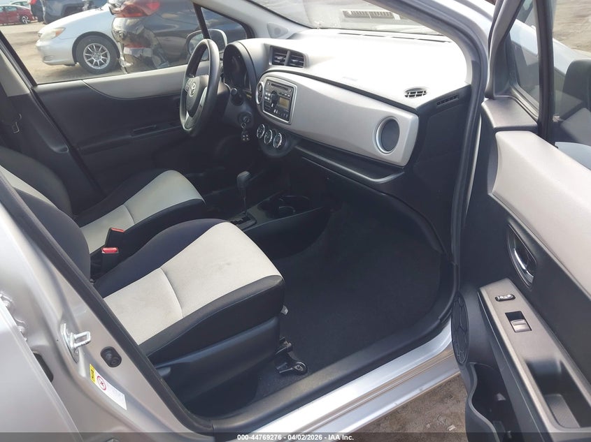 2012 Toyota Yaris Le