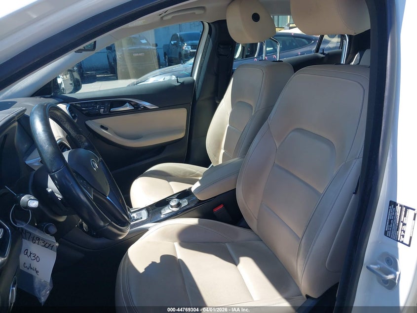 2018 Infiniti Qx30 Premium VIN: SJKCH5CP7JA058868 Lot: 44769304