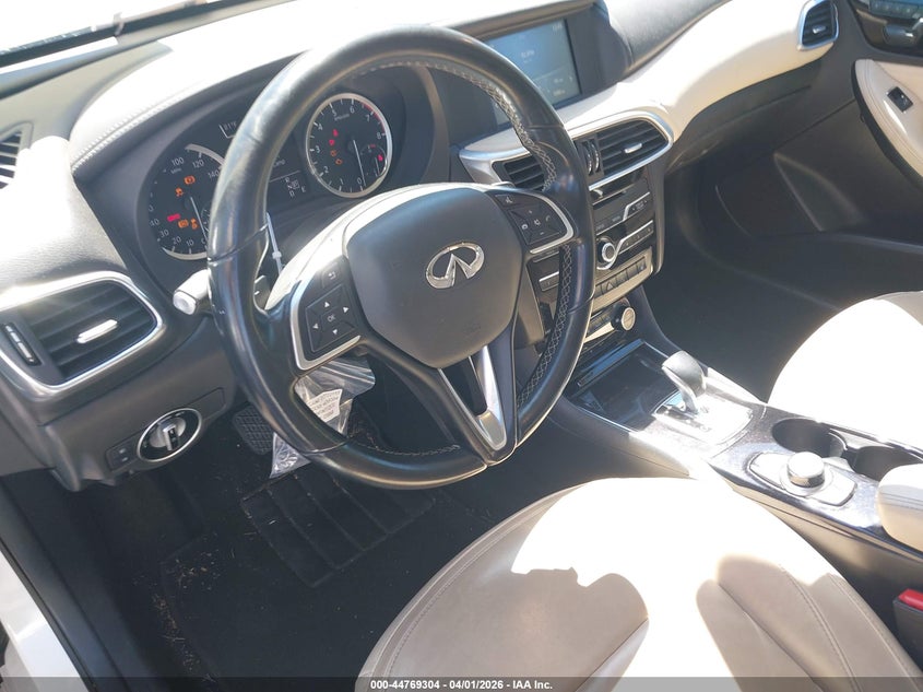 2018 Infiniti Qx30 Premium VIN: SJKCH5CP7JA058868 Lot: 44769304