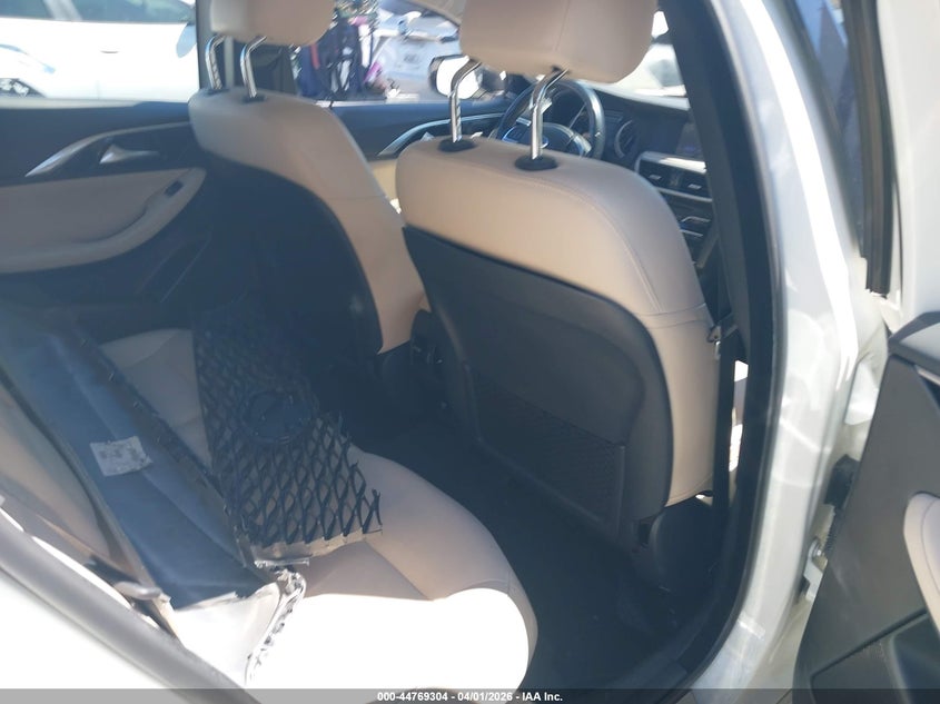 2018 Infiniti Qx30 Premium VIN: SJKCH5CP7JA058868 Lot: 44769304