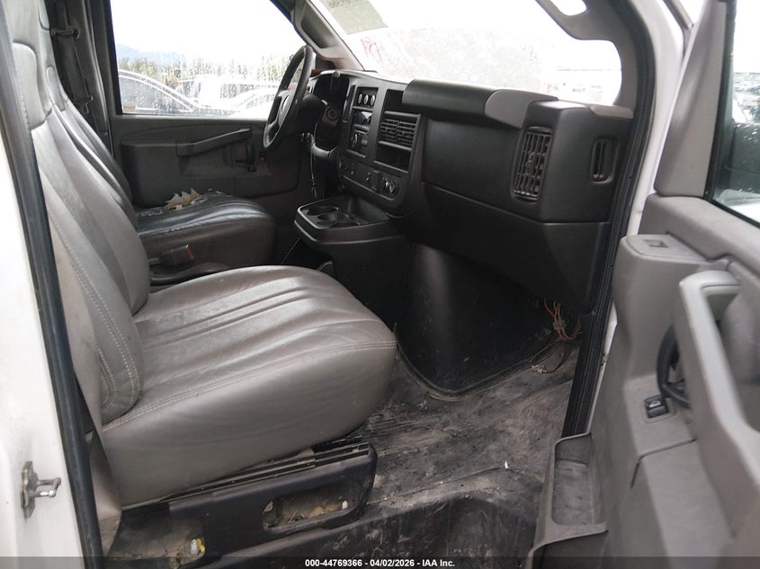 2016 Chevrolet Express 2500 Work Van