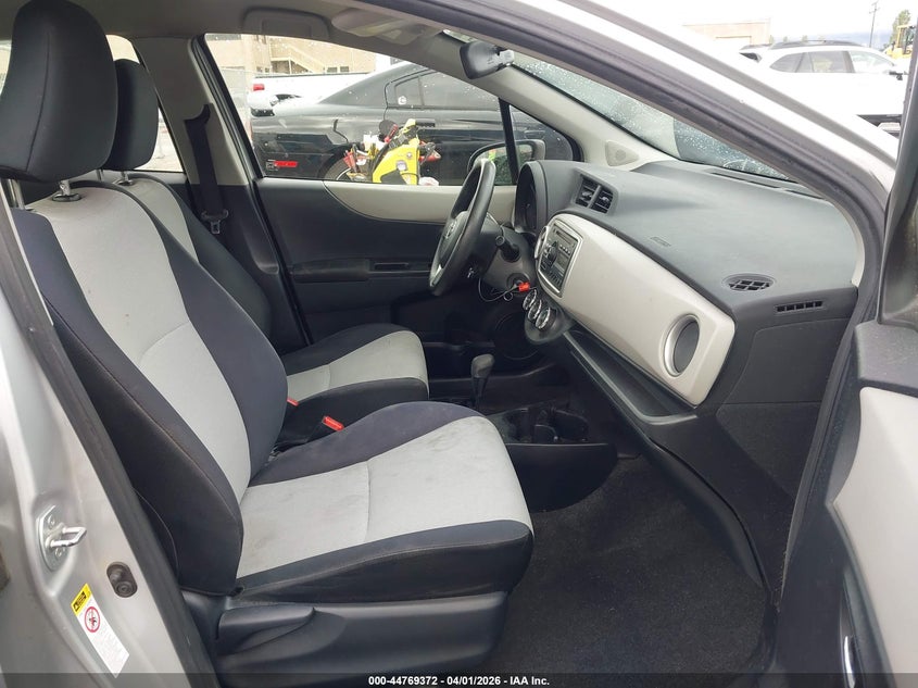 2014 Toyota Yaris Le (Tmc/Cbu Plant)