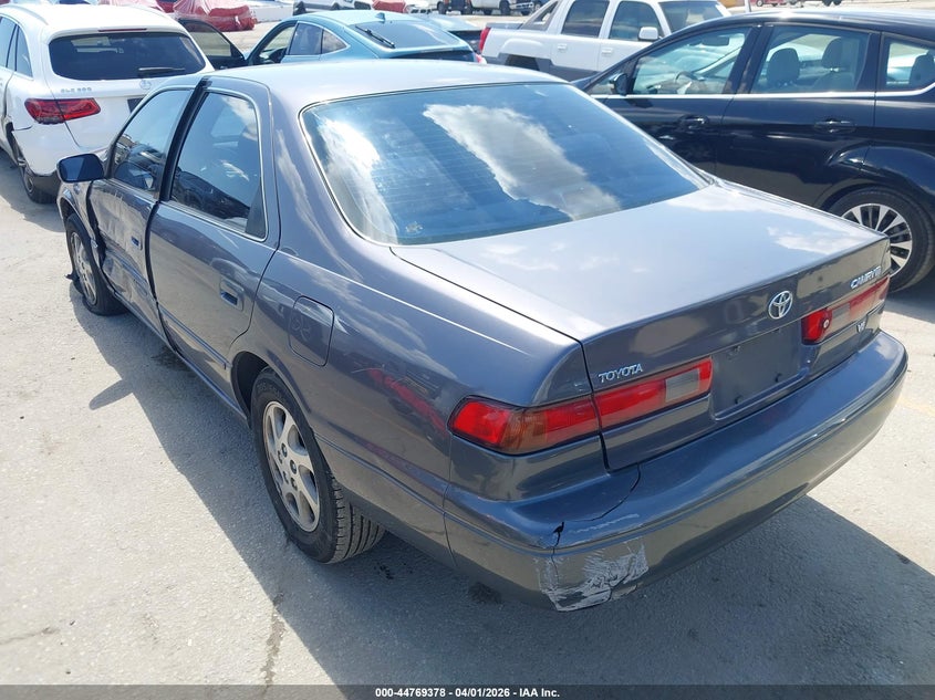 1999 Toyota Camry Le V6