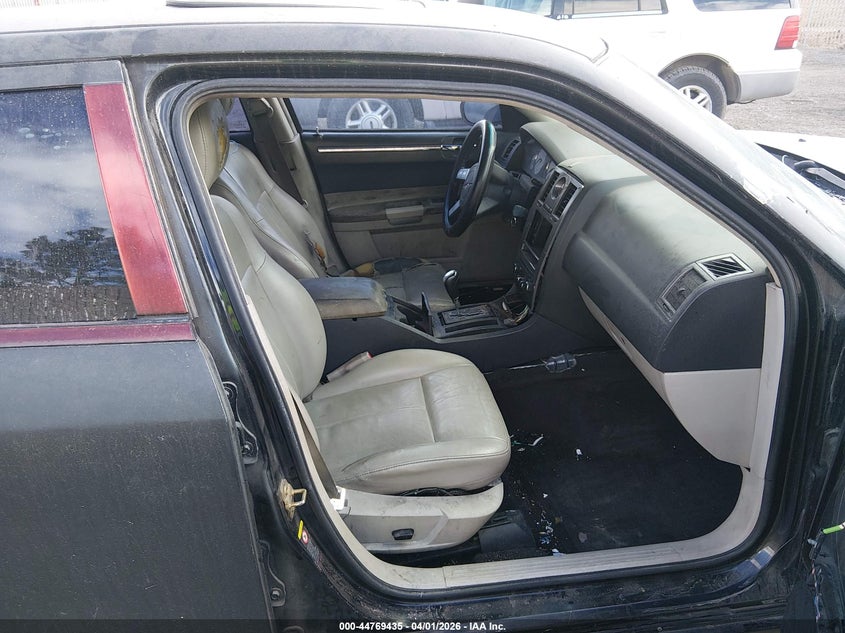 2005 Chrysler 300 Touring