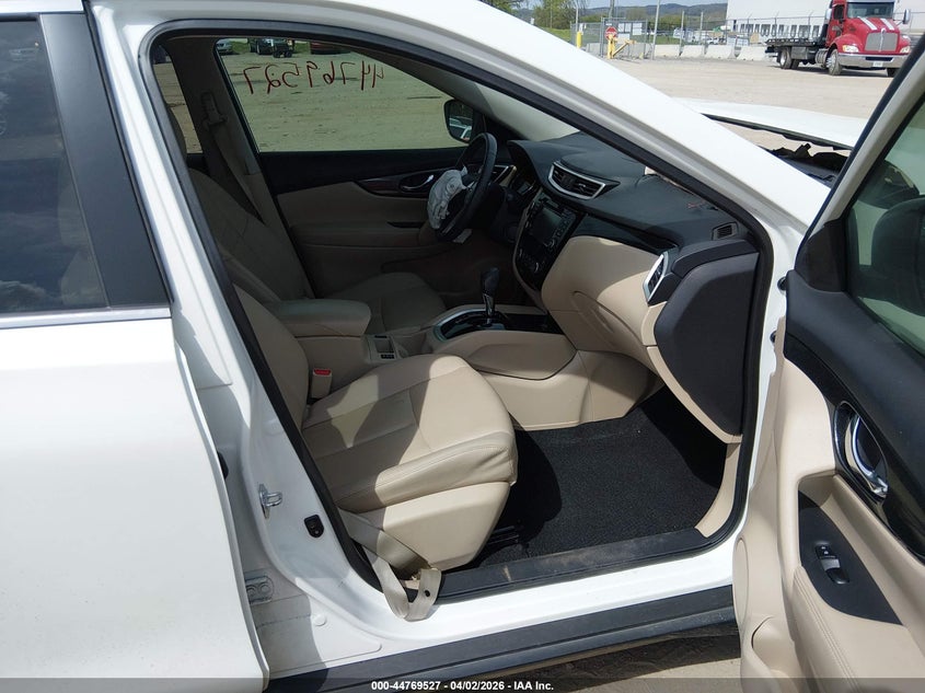 2016 Nissan Rogue Sl