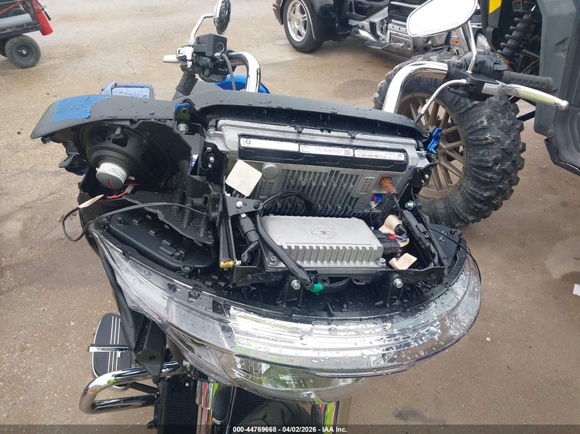 2025 Harley-Davidson Fltrx VIN: 1HD1KH712SB612122 Lot: 44769668