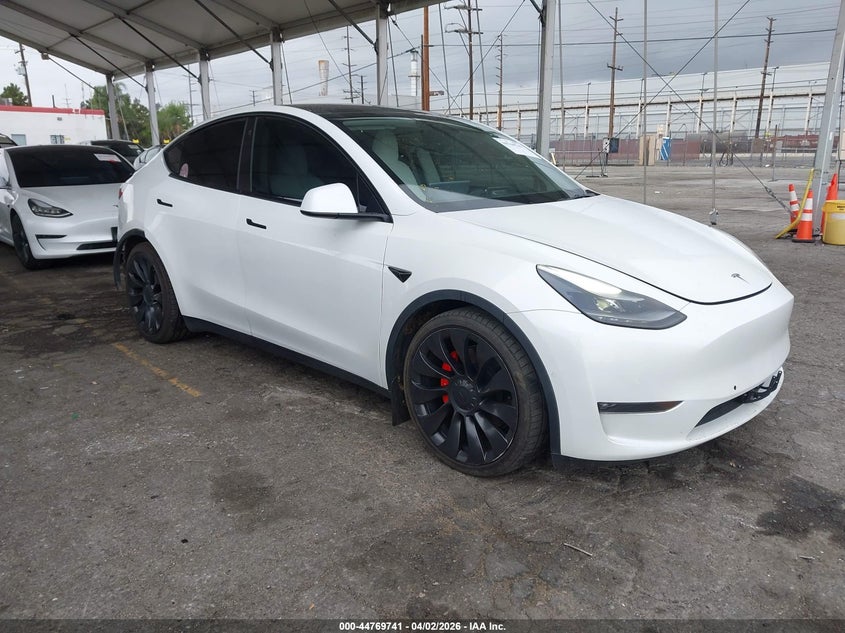 2022 Tesla Model Y Performance Dual Motor All-Wheel Drive