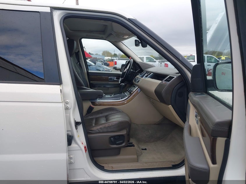 2010 Land Rover Range Rover Sport Hse VIN: SALSK2D48AA220230 Lot: 44769791